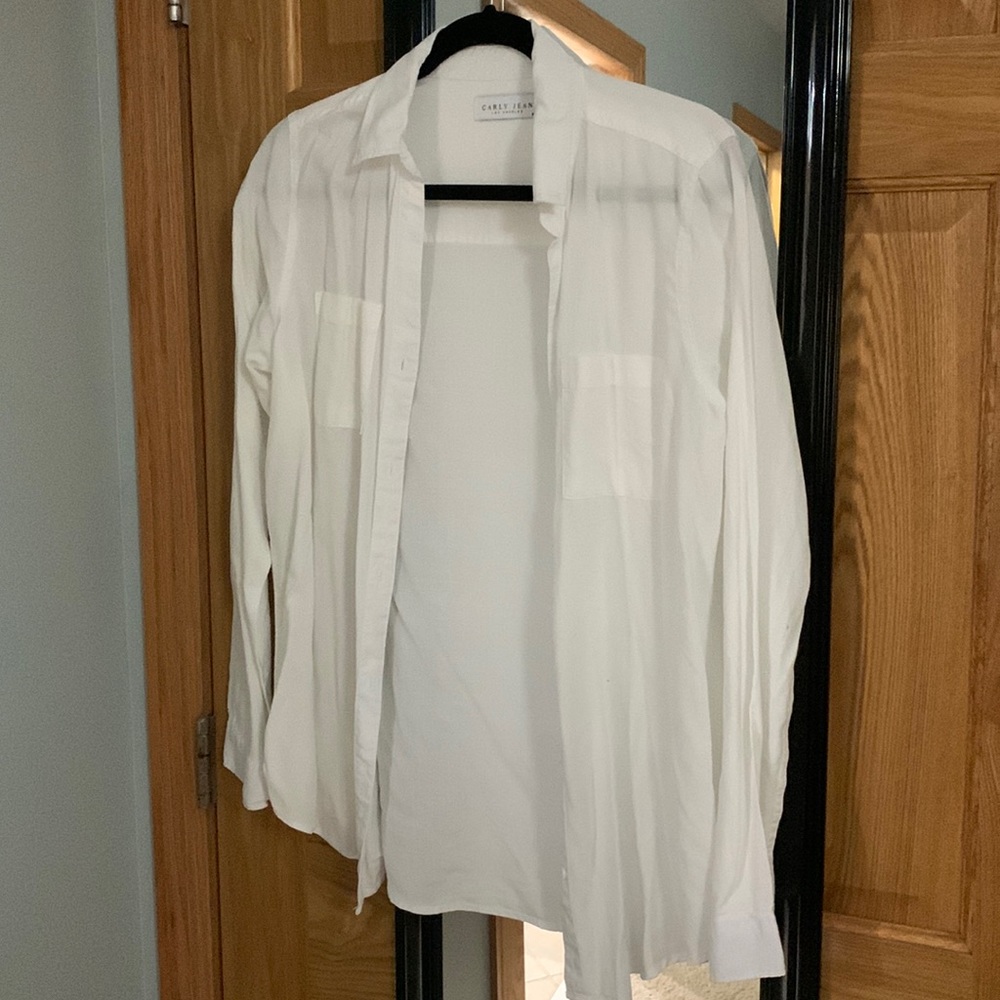 CJLA White button up top